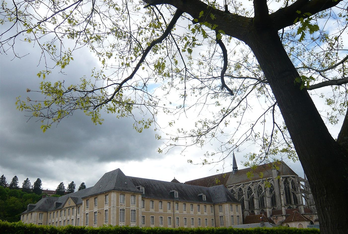 Heutige Aufnahme: Abbaye Saint-Père-en-Vallée de Chartres