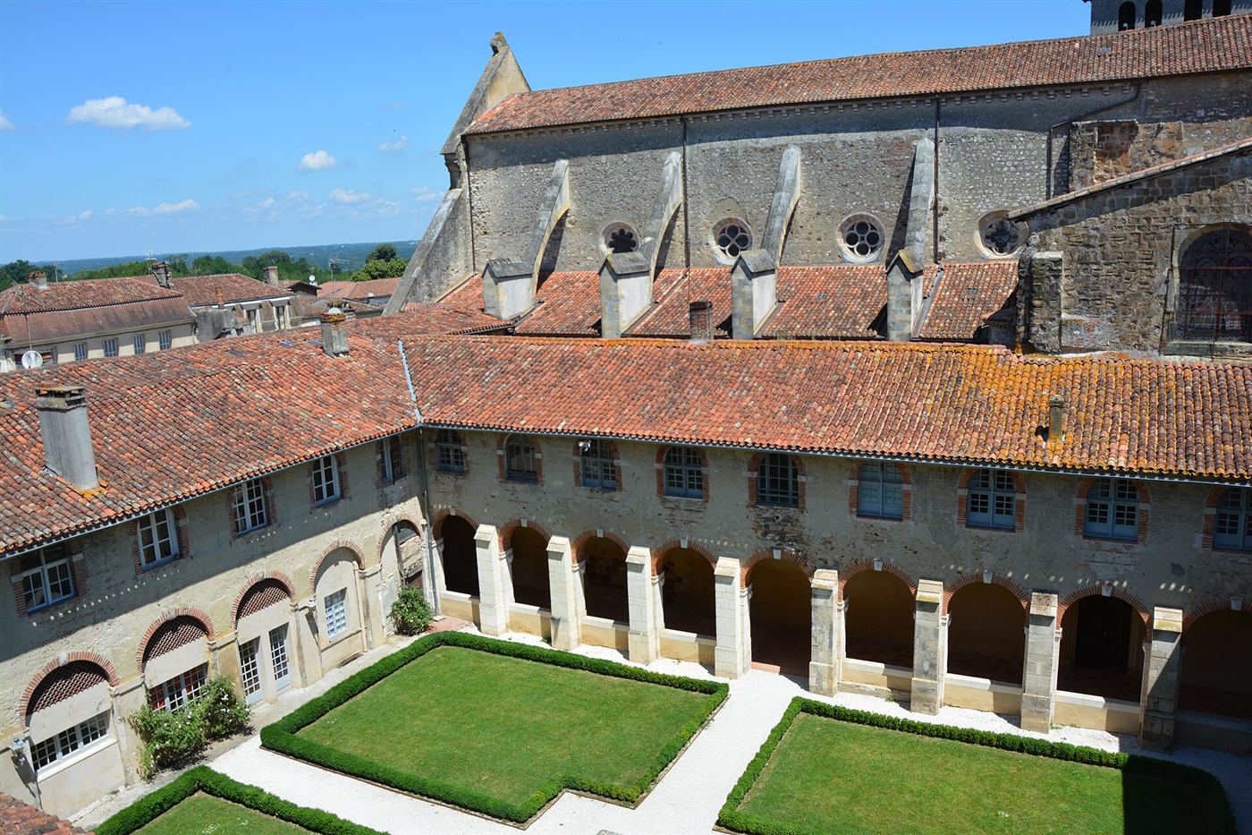 Heutige Aufnahme: Abbaye de Saint-Sever (Saint-Sever-Cap-de-Gascogne)